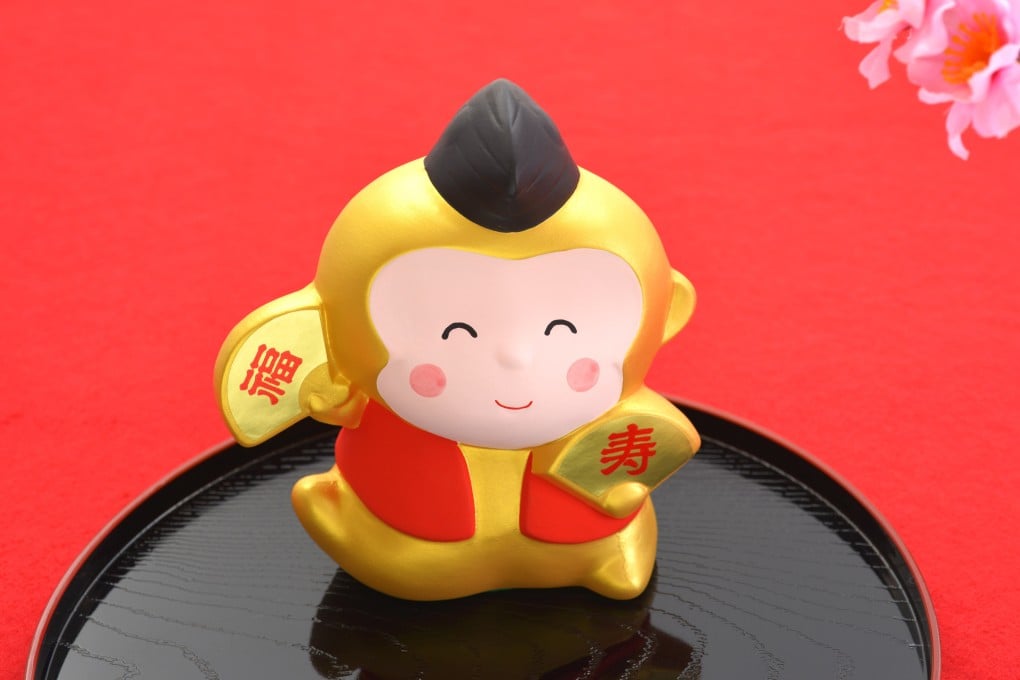 Money will come and go for Monkeys in the Year of the Snake. A feng shui expert gives tips on where to put lucky objects for a healthy body, love life and bank account. Photo: Shutterstock