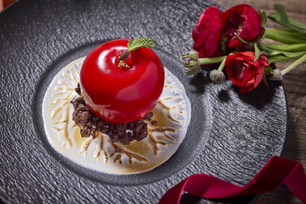 The Valentine’s Day dinner at Uma Nota in Central, Hong Kong, includes a Brazilian love dessert of apple ganache, apple jelly and vanilla sponge cake. Photo: Uma Nota