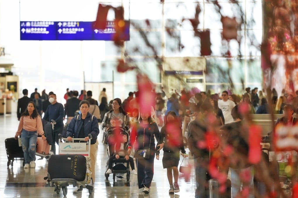Travellers in the arrival hall of Hong Kong International Airport, a consistent winner of high ratings. Photo: Elson Li