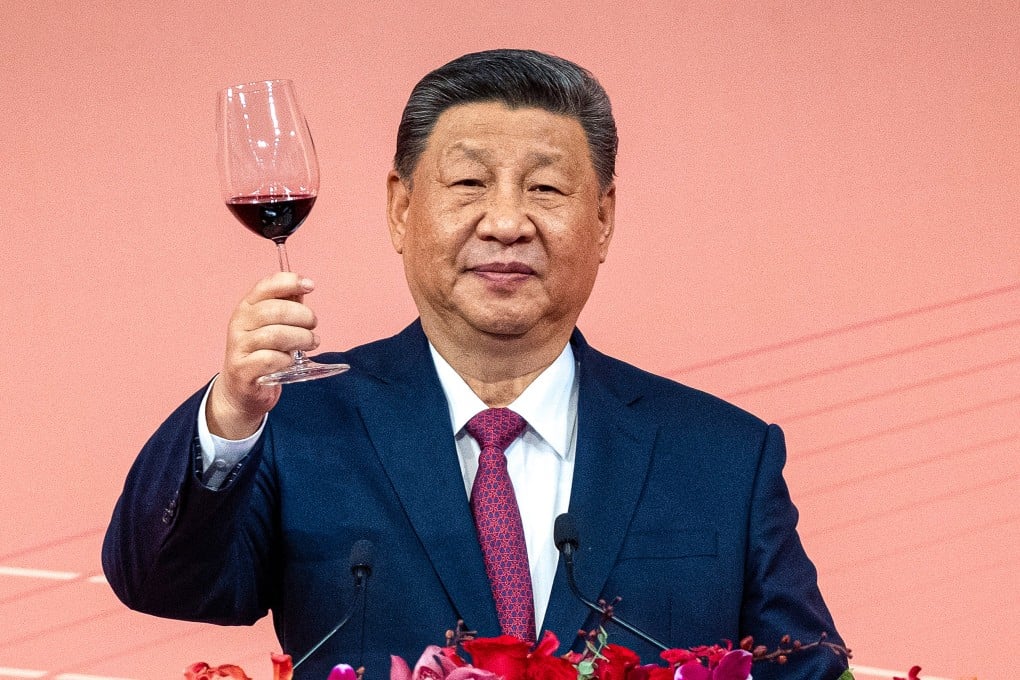 President Xi Jinping raises a glass during a welcome dinner hosted by the Macau government in Macau on December 19, 2024. In the Year of the Snake, Xi’s Chinese astrological chart is characterised by a strong fire element accompanied by earth, metal and water, representing a typical combination of strength and prosperity. Photo: EPA-EFE