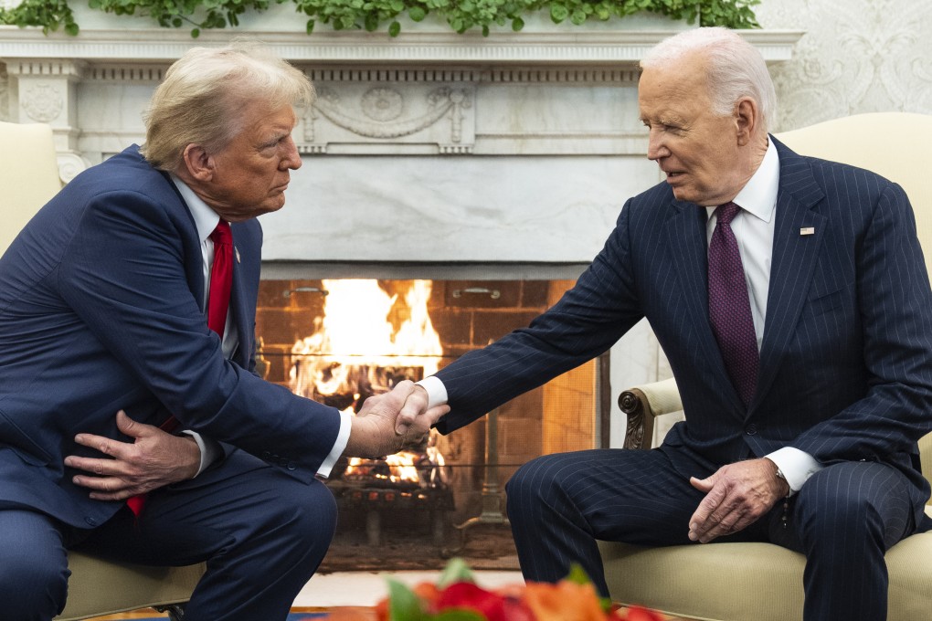 US President Joe Biden (right) shakes hands with Donald Trump at the White House in 2024. Photo: AP