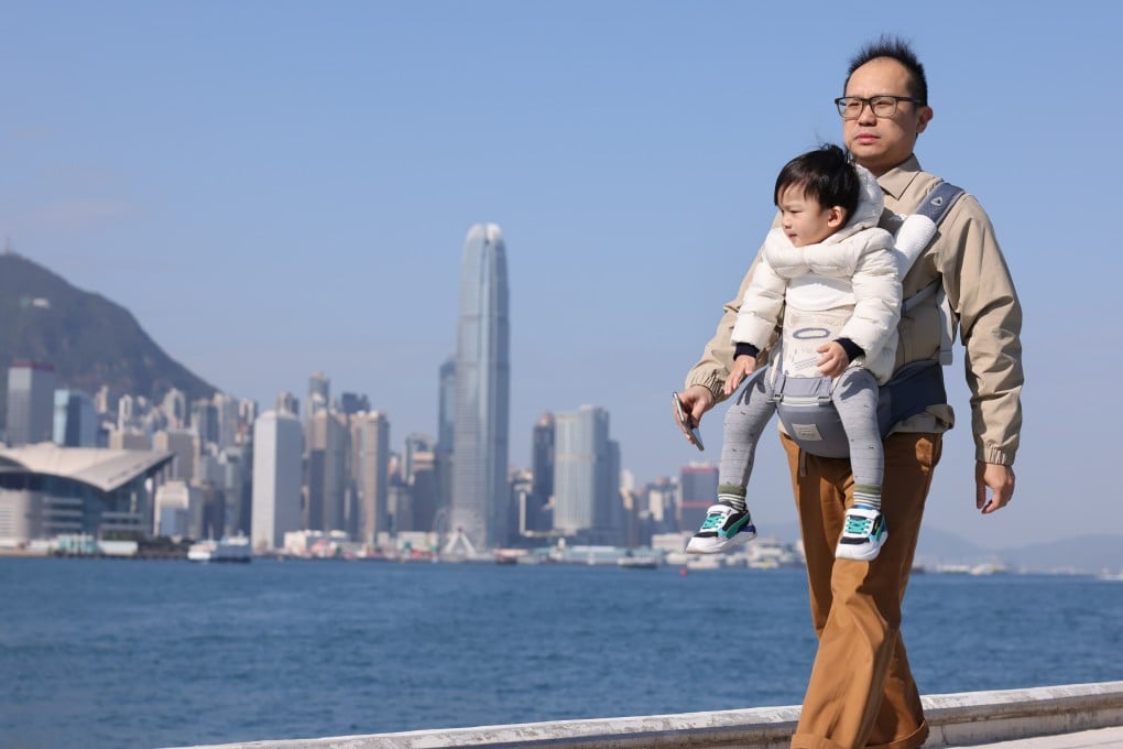 Residents wrap up warm on Saturday. Photo: Nora Tam