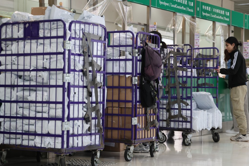 Hongkong Post says it will continue to suspend acceptance of packages for the US. Photo: Jelly Tse