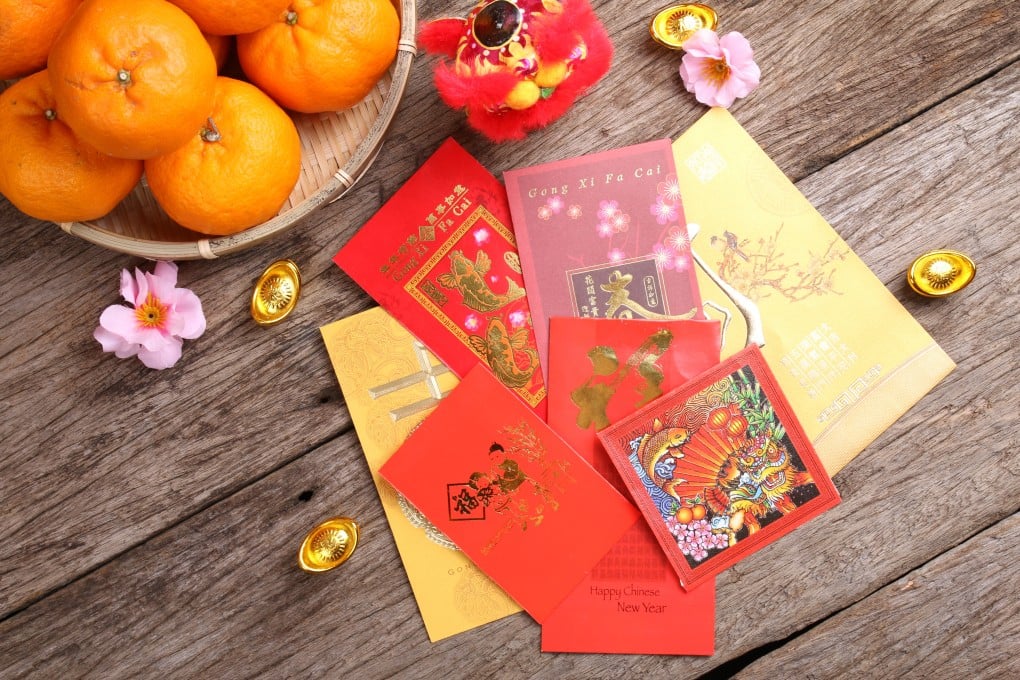 There is a particular day and time considered the best and most auspicious to open your Lunar New Year red packets. Photo: Shutterstock
