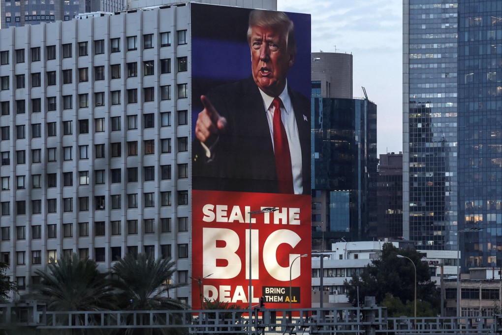 A billboard by the Coalition for Regional Security promotes a regional peace deal, during a Washington trip by Israeli Prime Minister Benjamin Netanyahu to strengthen ties with U.S. President Donald Trump, in Ramat Gan, Israel February 3, 2025. Photo: Reuters