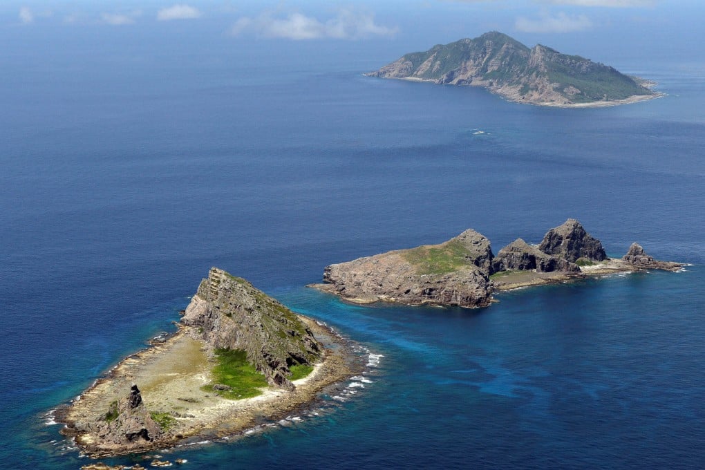 A day after China removed a controversial buoy from waters around the Diaoyu Islands, the coastguard confirmed that it had begun patrols in the area. Photo: Japan Out