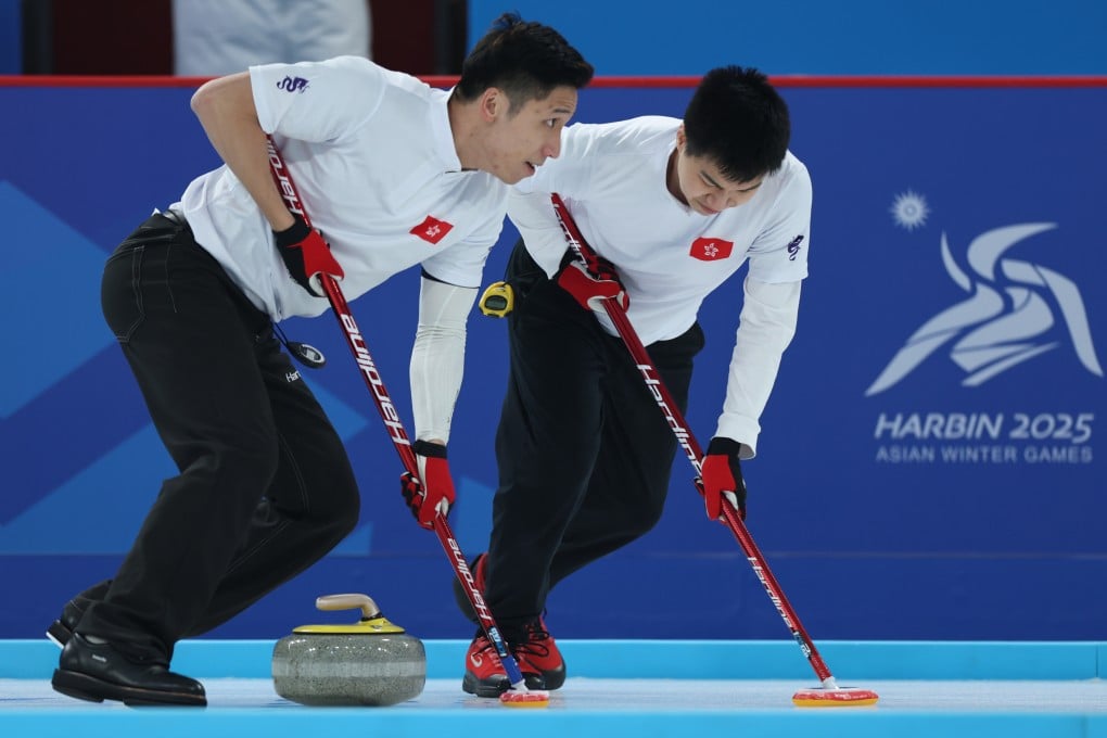 Martin Yan (left) and Chung Cheuk-hei of Hong Kong in action in Harbin. Photo: Xinhua