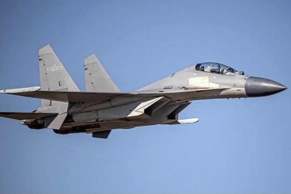 Australia accused a Chinese J-16 fighter jet of dropping flares near its military plane patrolling the South China Sea. Photo: AP