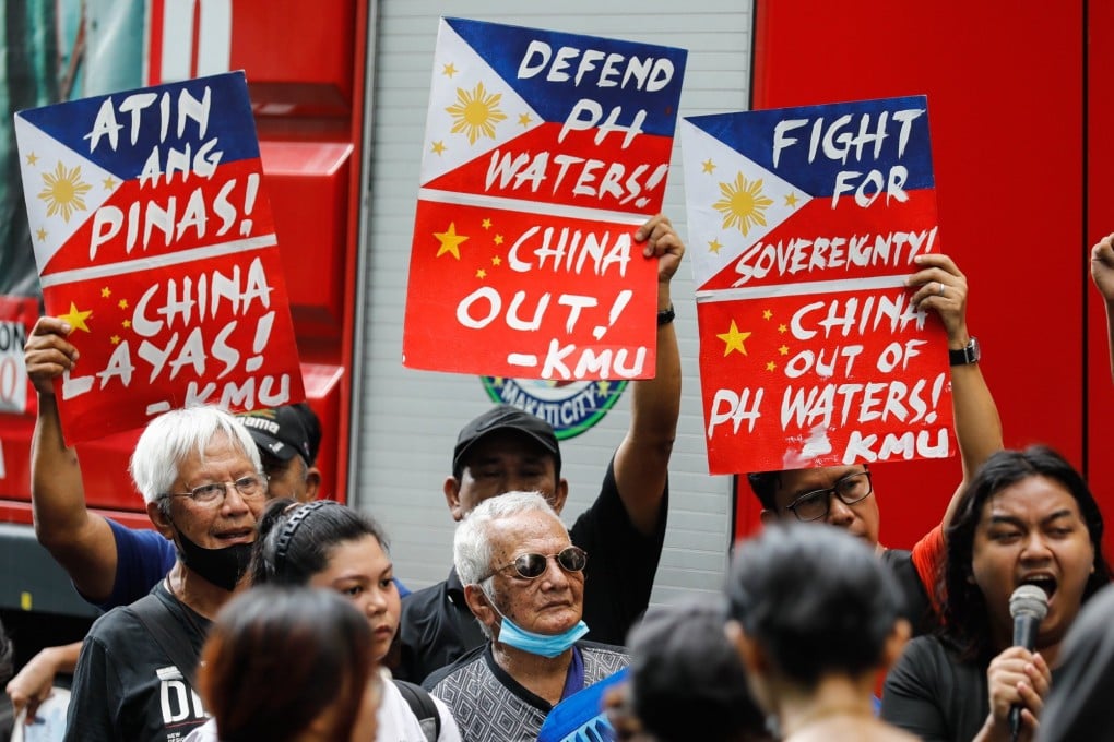 Protesters hold a rally to criticise agressive sea manoeuvres of Chinese defence units against Philippine vessels in the South China Sea, outside China’s consular office in Makati City, Metro Manila, in June 2024. Photo: EPA-EFE