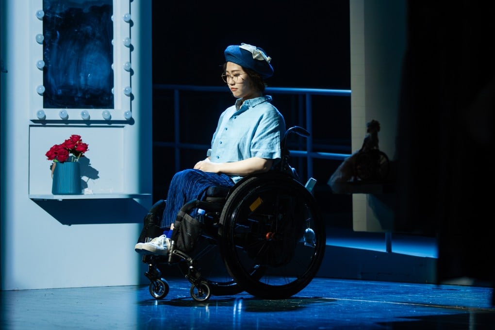 Zhao Hongcheng performs her solo performance, Be Seen. Photo: Xia Dong