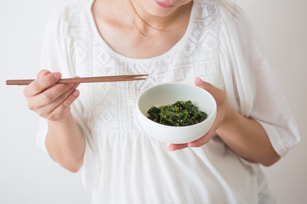 Analysis of babies’ facial expressions suggests they appear to react more favourably towards the smell of foods such as bitter greens like kale if their mothers ate them during the last months of pregnancy. Photo: Shutterstock