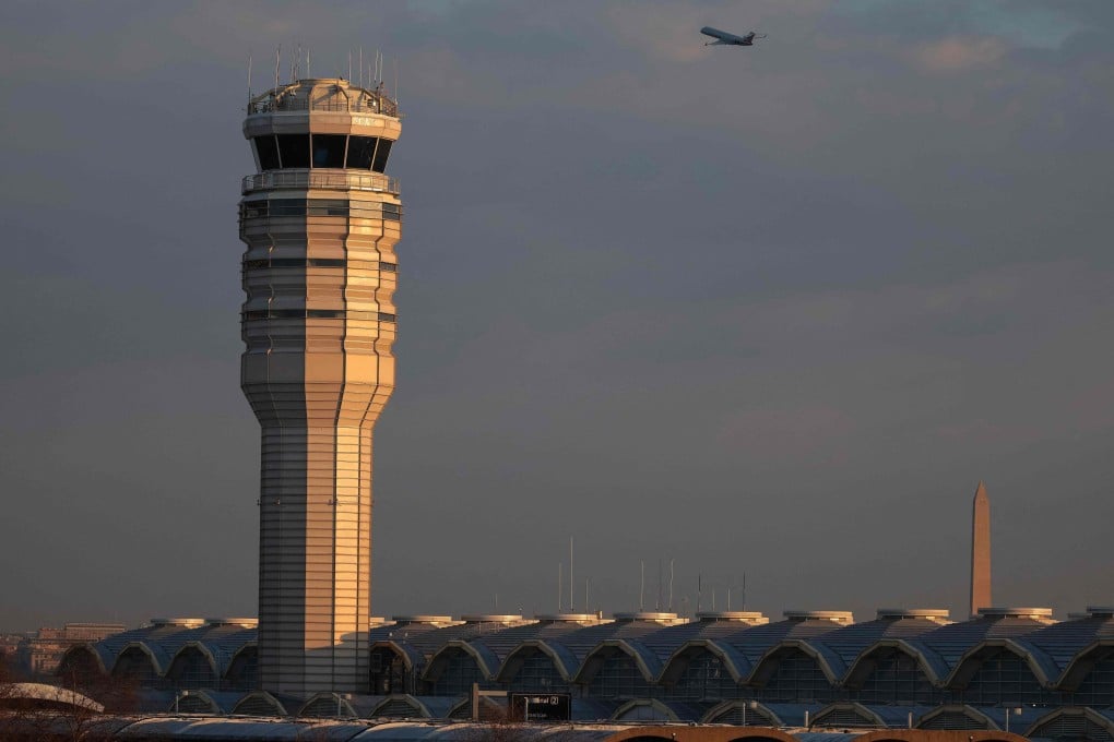 The air traffic control tower after the American Airlines crash at the Reagan National Airport on February 03, 2025 in Arlington, Virginia. Photo: AFP