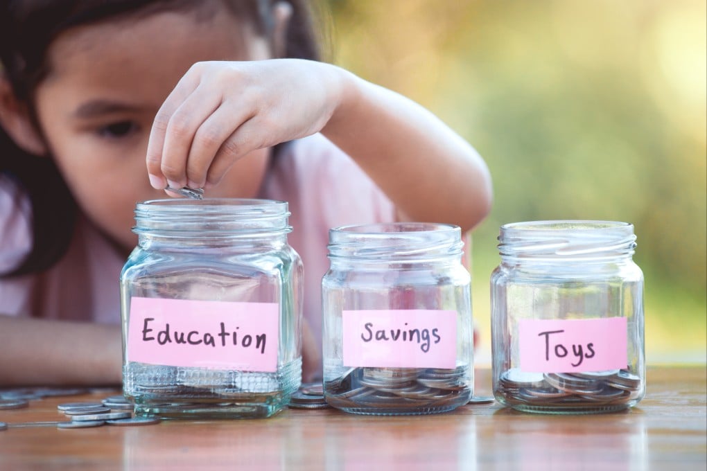 Teaching financial literacy in school helps children develop a healthy relationship with money. Photo: Shutterstock