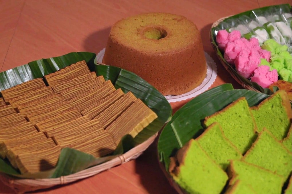 Kueh lapis and pandan chiffon cake from Bengawan Solo. Although it is often associated with Singapore, pandan is popular all over Southeast Asia and used in food and drinks across the region. Photo: Zhang Dayu