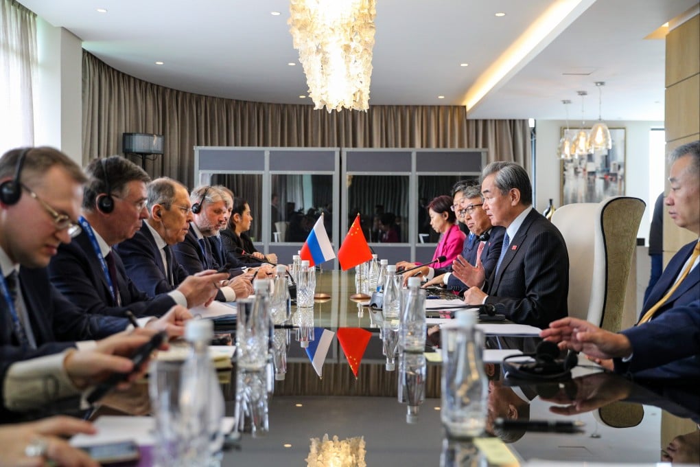 Chinese Foreign Minister Wang Yi meets his Russian counterpart Sergey Lavrov on the sidelines of the G20 gathering in Johannesburg, South Africa on Thursday. Photo: Xinhua