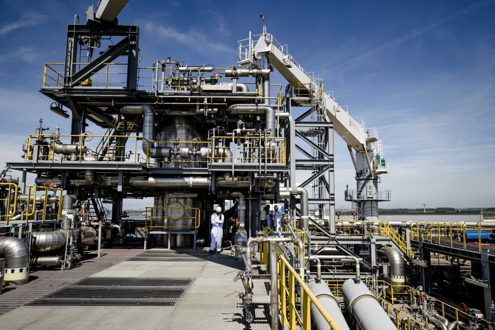 The LNG installation on a floating LNG factory in the port of Rotterdam. Photo: EPA-EFE