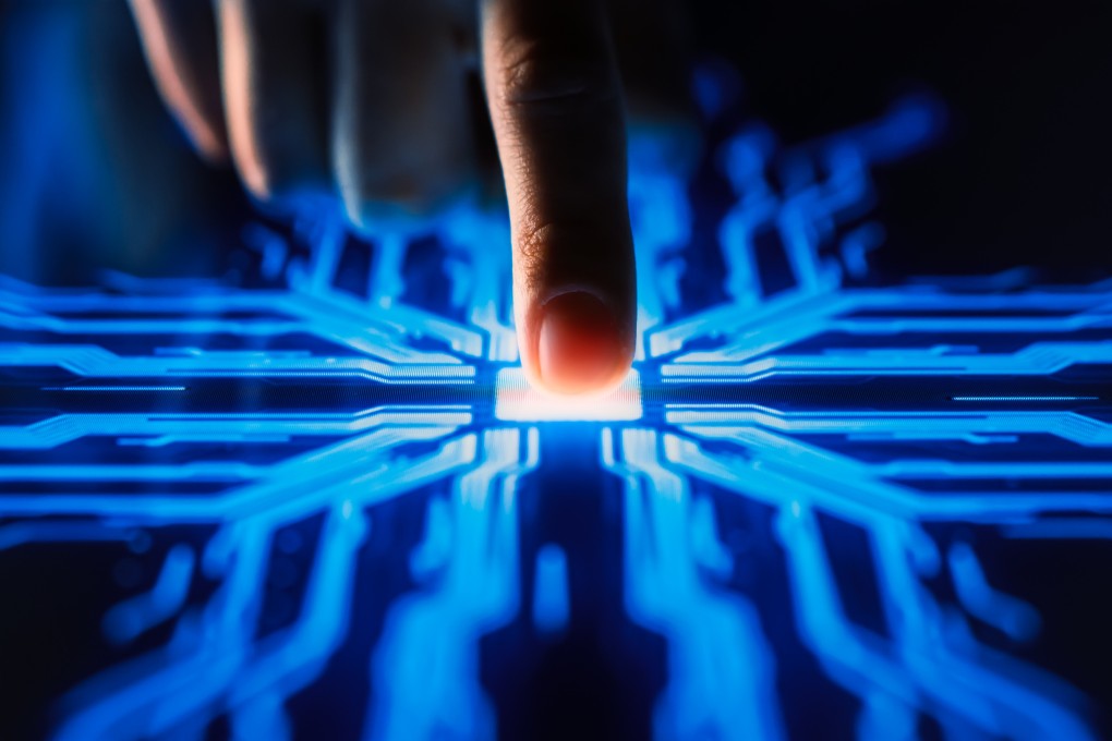 Professor Long Guilu says his team’s quantum communication transmission rate “can be increased further by a factor of two or three” in the near future. Photo: Shutterstock