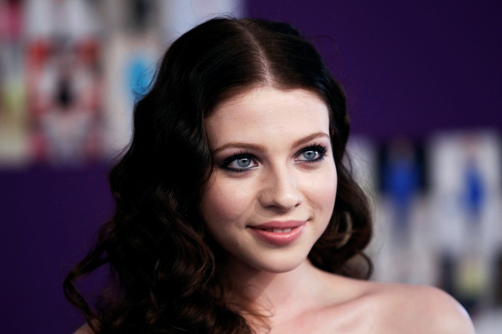 Actress Michelle Trachtenberg appearing at Council of Fashion Designers of America (CFDA) fashion awards in New York on June 7, 2010. Photo: Reuters