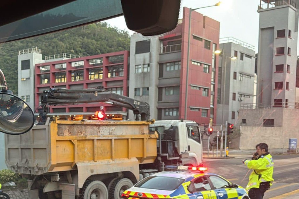 The accident occurred as the vehicles were travelling along Wan Po Road in Tseung Kwan O and approaching the juncture near Chun Yat Street. Photo: Facebook/@Bosco Chu