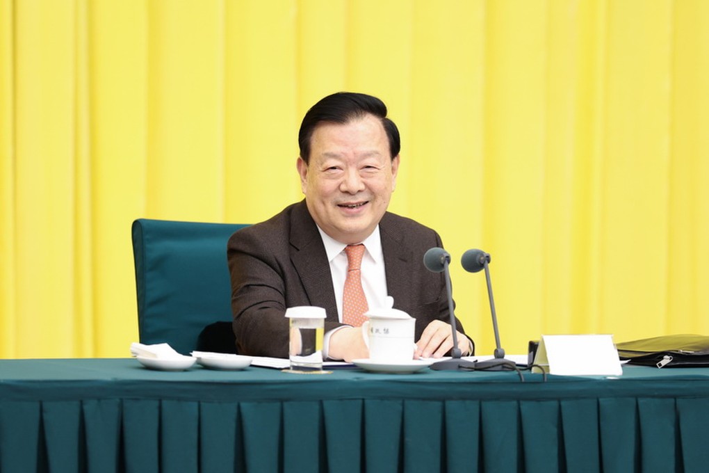 Xia Baolong met Hong Kong and Macau members of the Chinese People’s Political Consultative Conference for 70 minutes. Photo: Handout