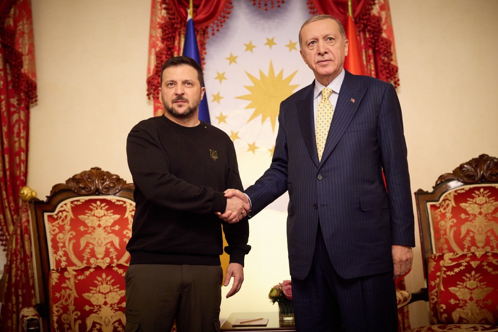Turkish President Recep Tayyip Erdogan (right) and Ukrainian President Volodymyr Zelensky at the Dolmabahce Presidental office in Mrach 2024. Photo: Ukrainian Presidency/dpa