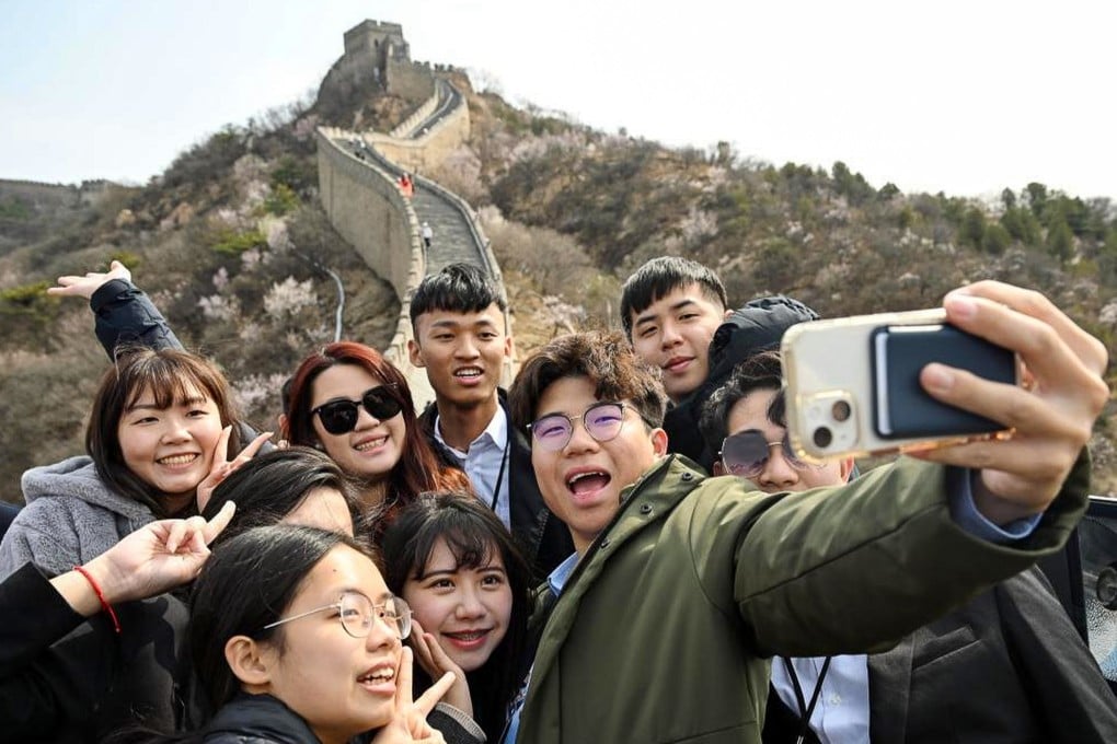 Deputies from the Taiwan delegation of the NPC have urged young people in Taiwan to seize opportunities in mainland China. Photo: Xinhua