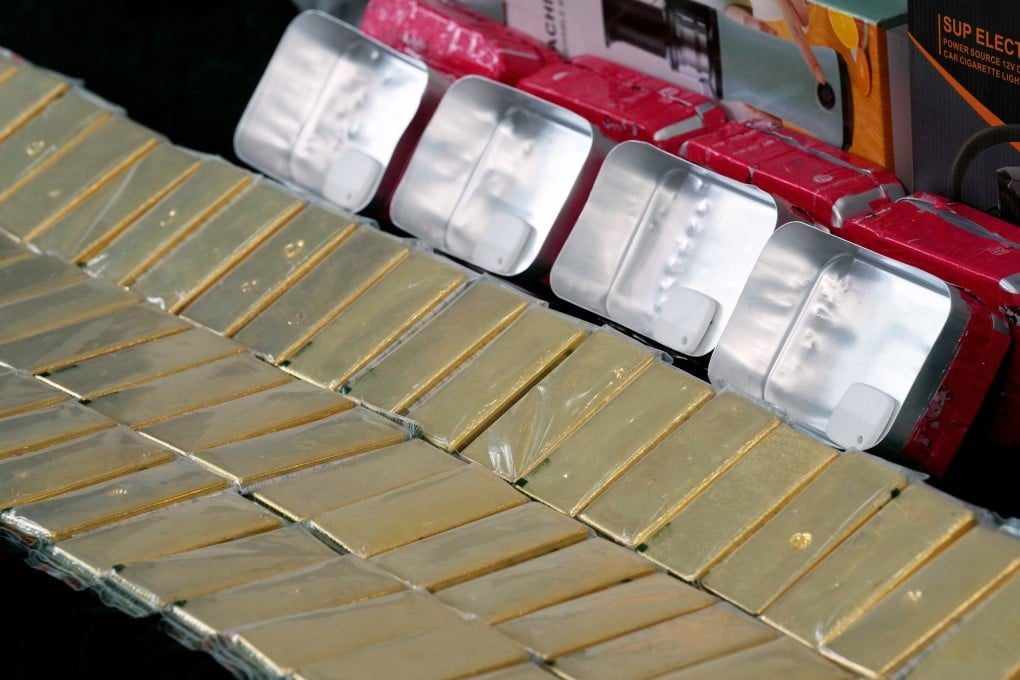 Officers discovered 64 gold bars collectively weighing 64kg in a shipment bound for Japan. Photo: Elson Li