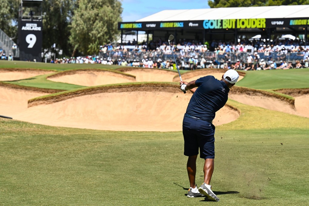 Harold Varner III avoids the bunkers on the ninth hole during the LIV Golf Adelaide tournament. Photo: EPA-EFE