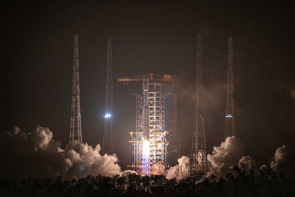 A Long March-8 Y6 rocket carrying 18 satellites blasts off from the commercial spaceport in Hainan province on Wednesday. Photo: Xinhua