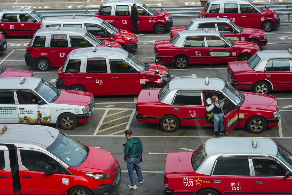 In calling for more aggressive carbon reduction strategies, Civic Exchange noted that 3,000 taxis were more than 12 years old. Photo: Sun Yeung