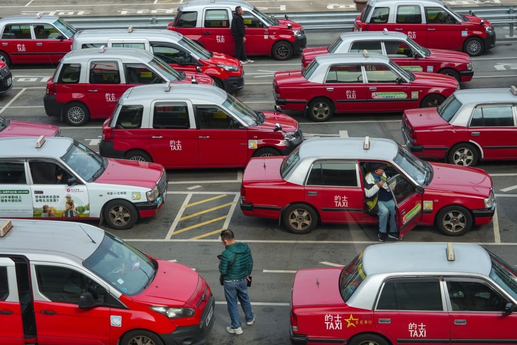 In calling for more aggressive carbon reduction strategies, Civic Exchange noted that 3,000 taxis were more than 12 years old. Photo: Sun Yeung
