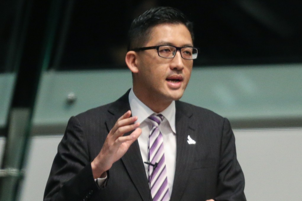 Lawmaker Lam Cheuk-ting attends Legco meeting debating motion on expectations for next Chief Executive. 11JAN17 SCMP/K. Y. Cheng