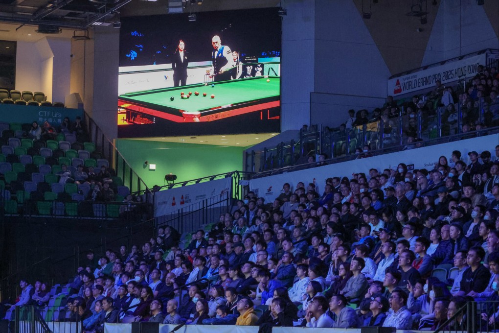 Spectators watch the final of the World Grand Prix at Kai Tak Arena. Photo: Dickson Lee