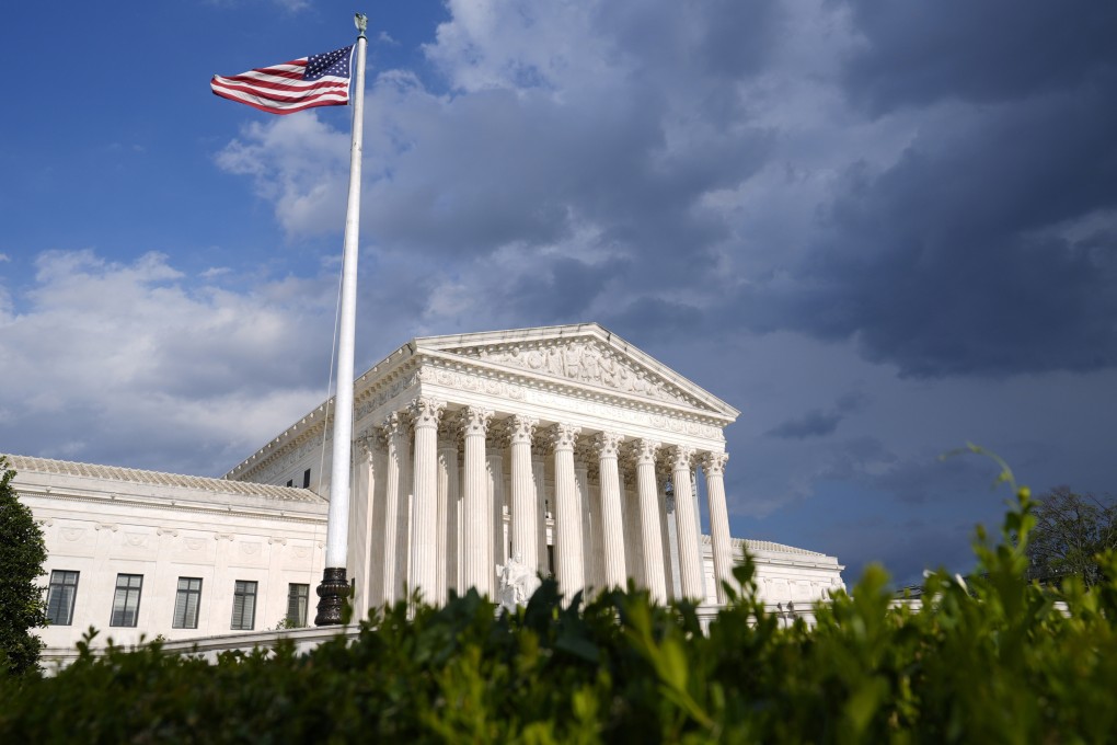 The Trump administration is requesting that the Supreme Court stop a ruling that mandates the rehiring of thousands of federal workers who were dismissed in large-scale firings. Photo: AP