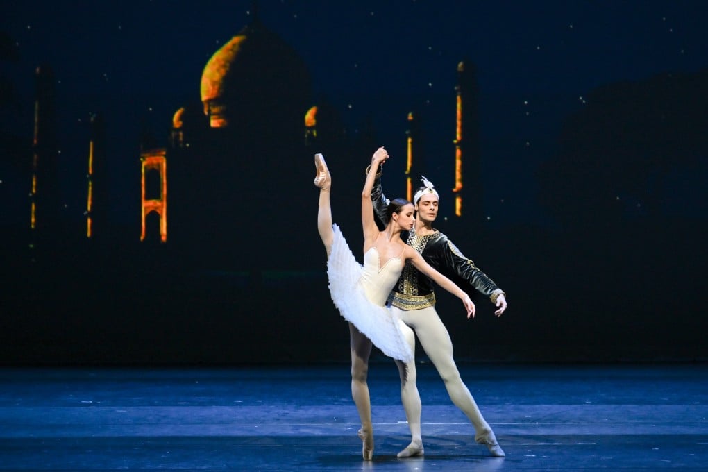 Maria Khoreva and Jacopo Tissi in the Act III pas de deux from La Bayadère, part of Nureyev & Friends – A Ballet Gala Tribute, a programme of the 53rd Hong Kong Arts Festival. Photo: Tony Luk, courtesy of the Hong Kong Arts Festival