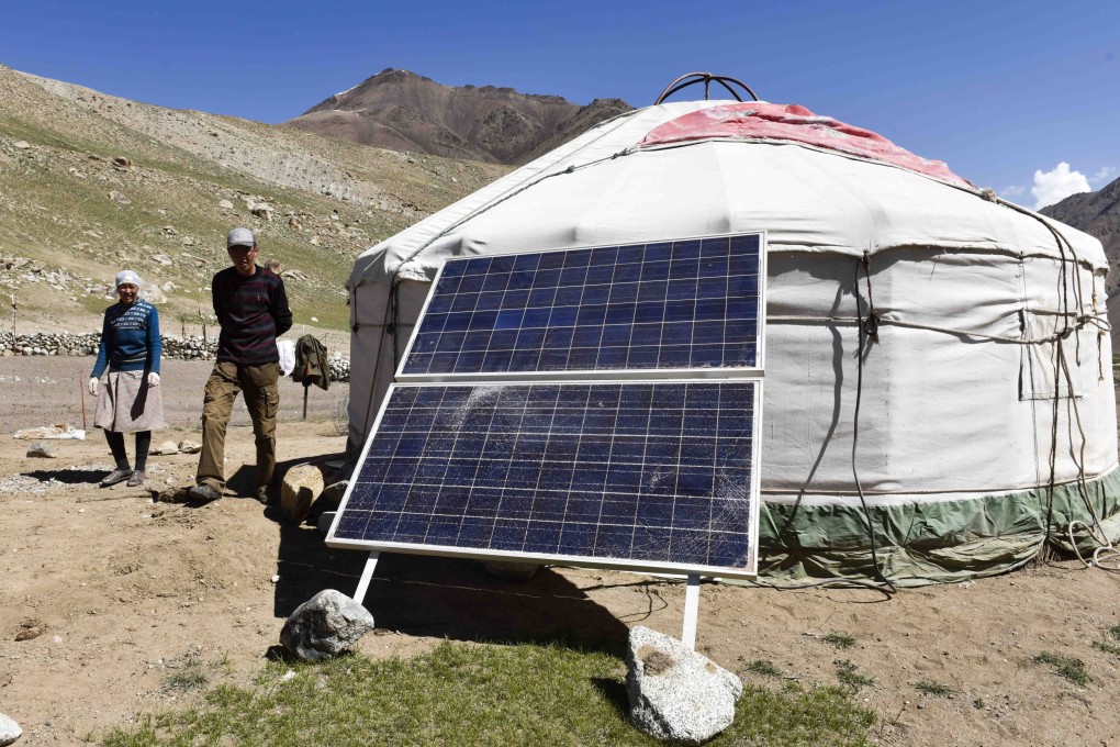 Small-scale solar energy installations, like those on households or other buildings, often generate more power than their users need. Photo: Xinhua