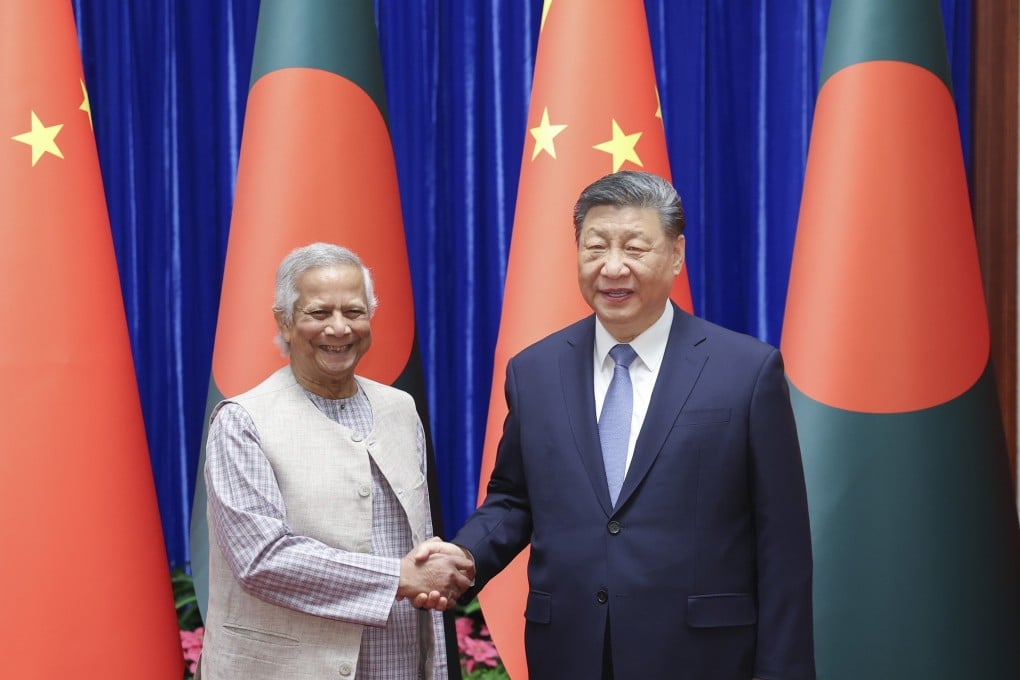 Bangladeshi interim leader Muhammad Yunus (left) shakes hands with Chinese President Xi Jinping during their meeting in Beijing on Friday. Photo: Xinhua/EPA-EFE