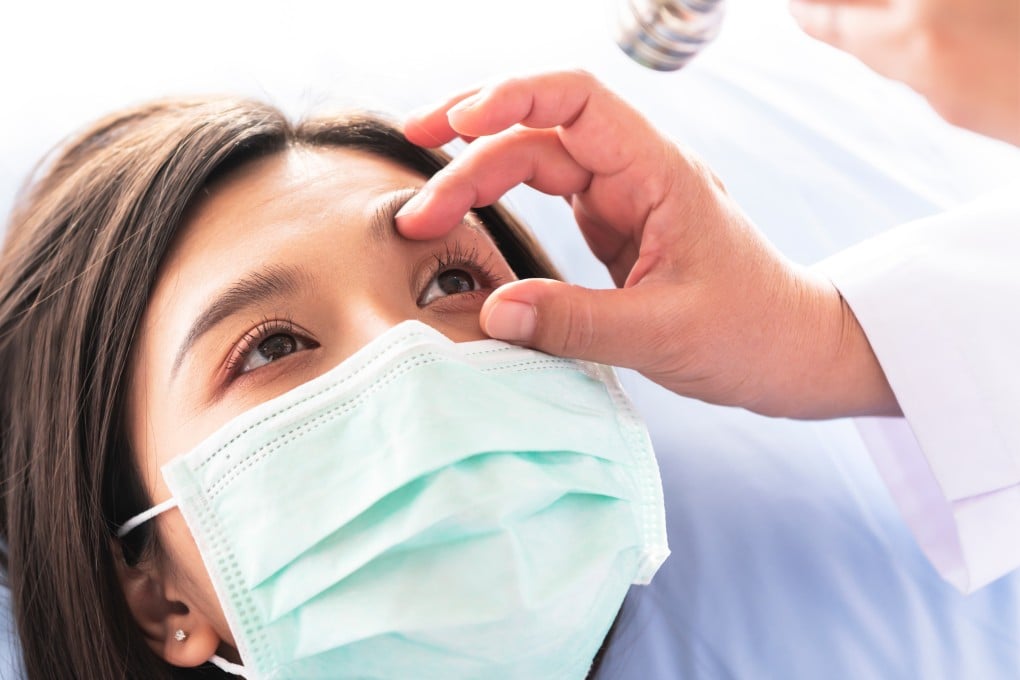 A doctor checks the eyes of a patient. Glaucoma damages the optic nerve, often without noticeable symptoms, leading to loss of vision if left untreated. Photo: Shutterstock