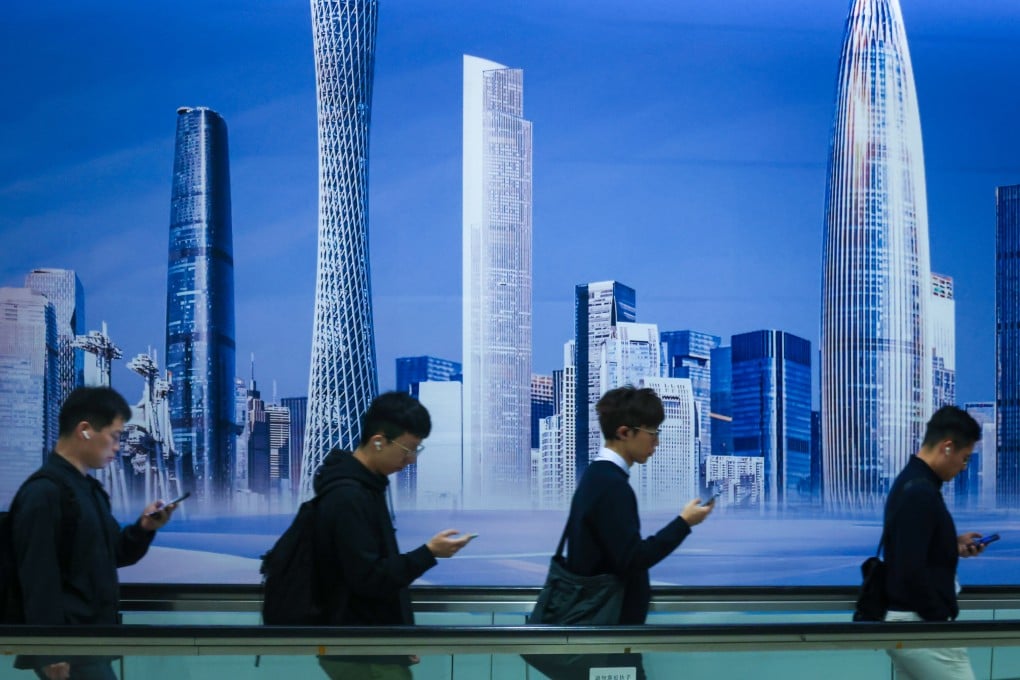 Commuters at the Central subway station in Hong Kong on 18 February 2025. Photo: Jonathan Wong