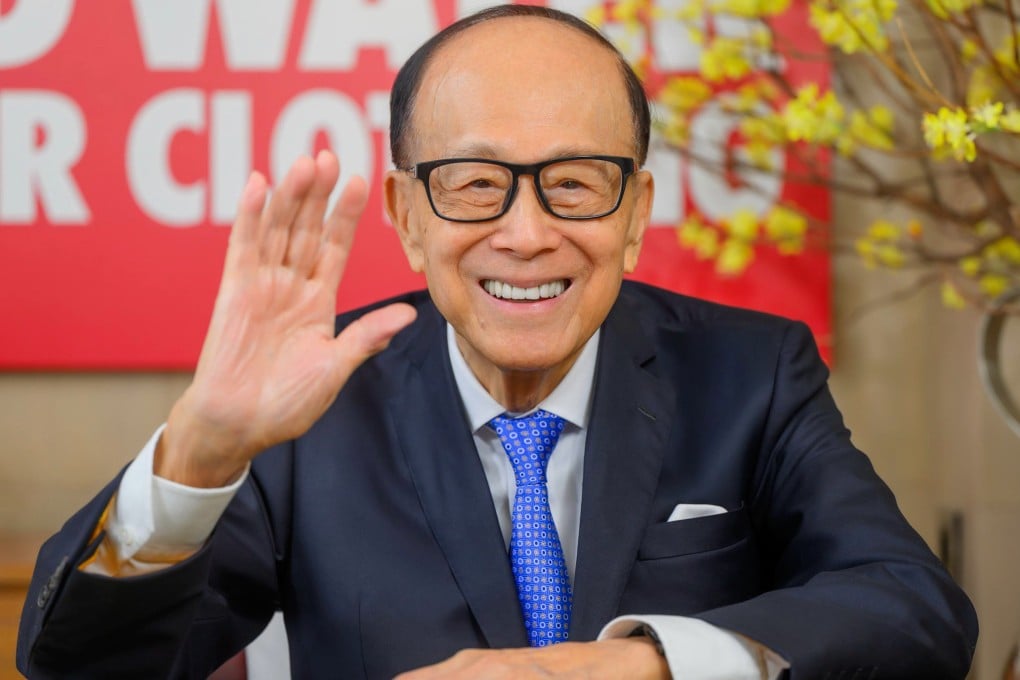 Li Ka-shing showed up via video link on Thursday and was thanked by the chairwoman of Temasek Trust, Ho Ching, for the medical equipment contribution. Photo: Li Ka Shing Foundation