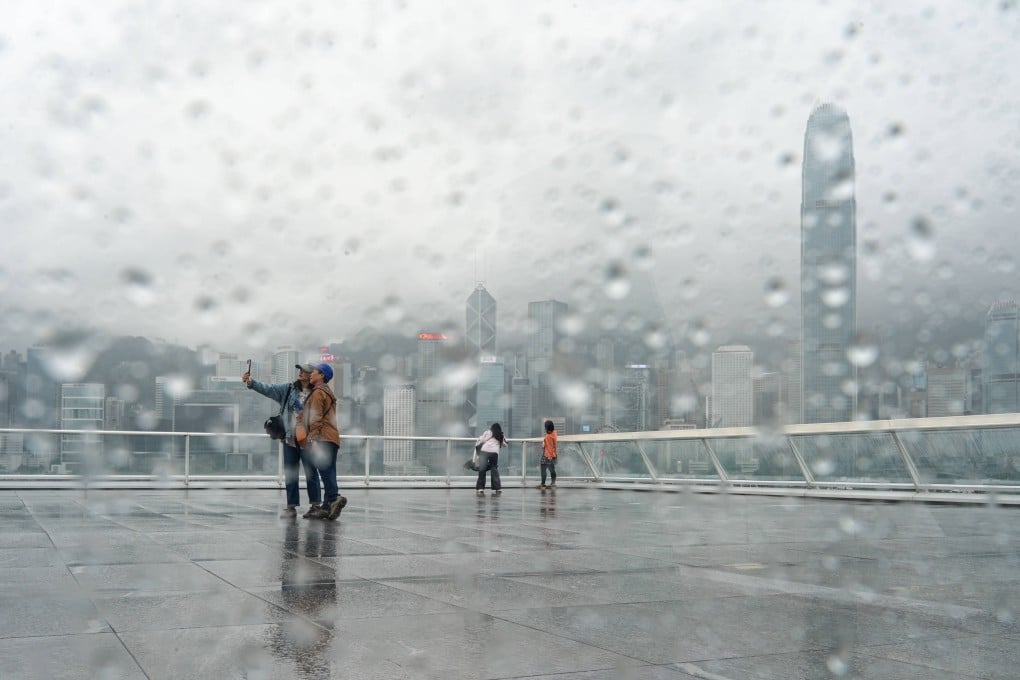 Hong Kong was covered in fog on Saturday. Photo: Eugene Lee