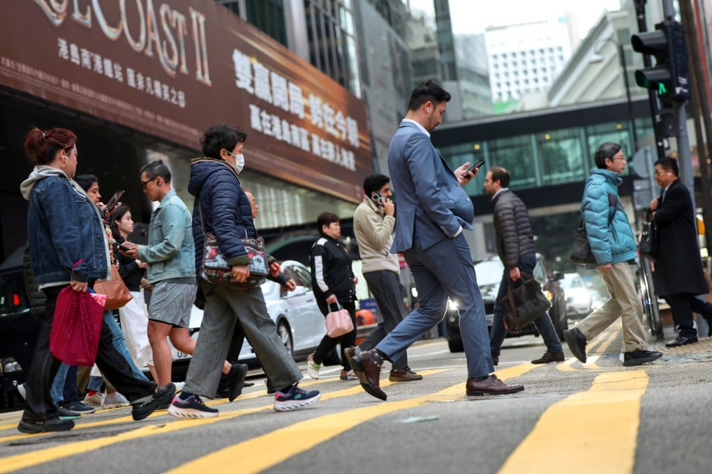 Some industry figures have called for the city to catch up to regional rivals in adopting flexible work arrangements. Photo: Nora Tam