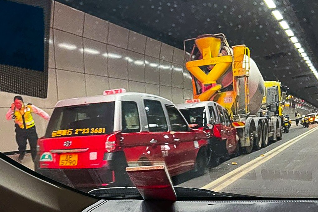 Three people have been injured after a Hong Kong taxi slammed into another cab, temporarily shutting down the Tseung Kwan O-Lam Tin Tunnel on Monday morning. Photo: Handout
