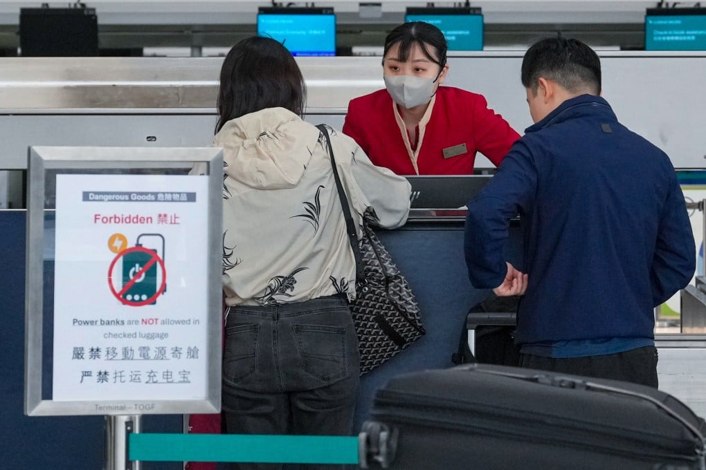 Hong Kong flag carrier Cathay Pacific Airways has banned its pilots and cabin crew from carrying power banks on board flights. Photo: May Tse