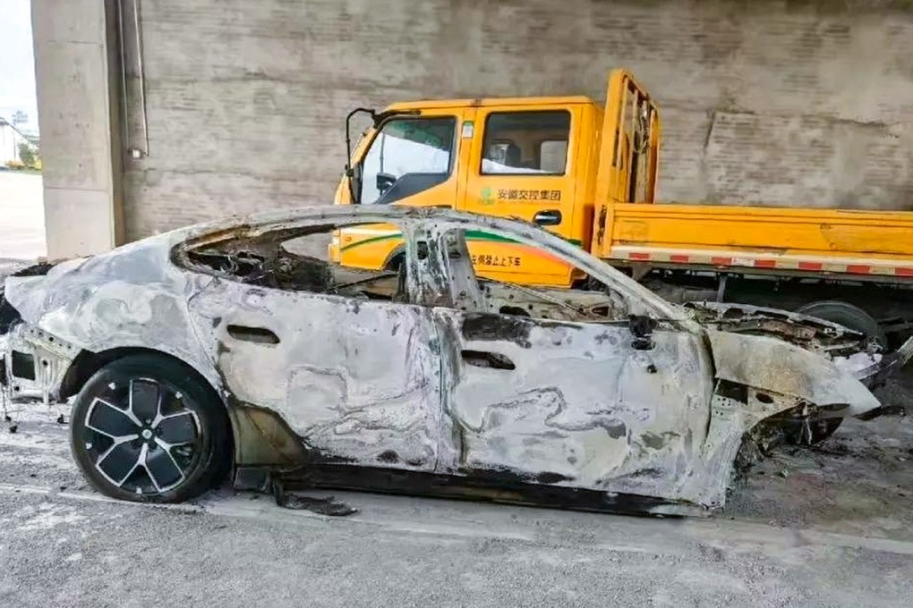 The damaged Xiaomi SU7 involved in a fatal crash late last month in Anhui, China, in this photo captured from Weibo. Photo: Weibo