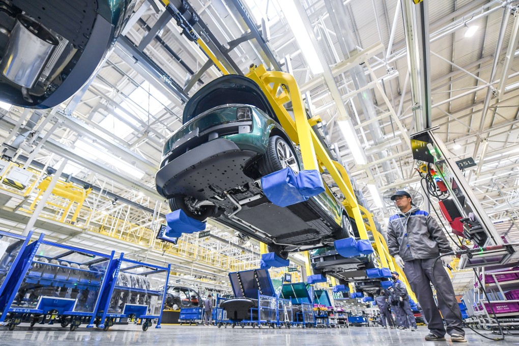 An assembly line inside an electric vehicle (EV) factory owned by  Li Auto in Changzhou in eastern Jiangsu province. Photo: Xinhua