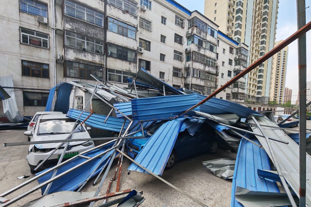 Strong winds have battered the Chinese capital, Beijing. Photo: Weibo/飞蟹子