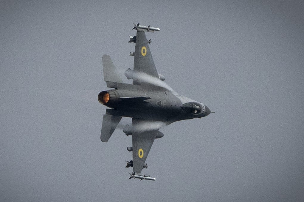 A Ukrainian Air Force F-16 flies in an undisclosed location in Ukraine in August 2024. Photo: AP