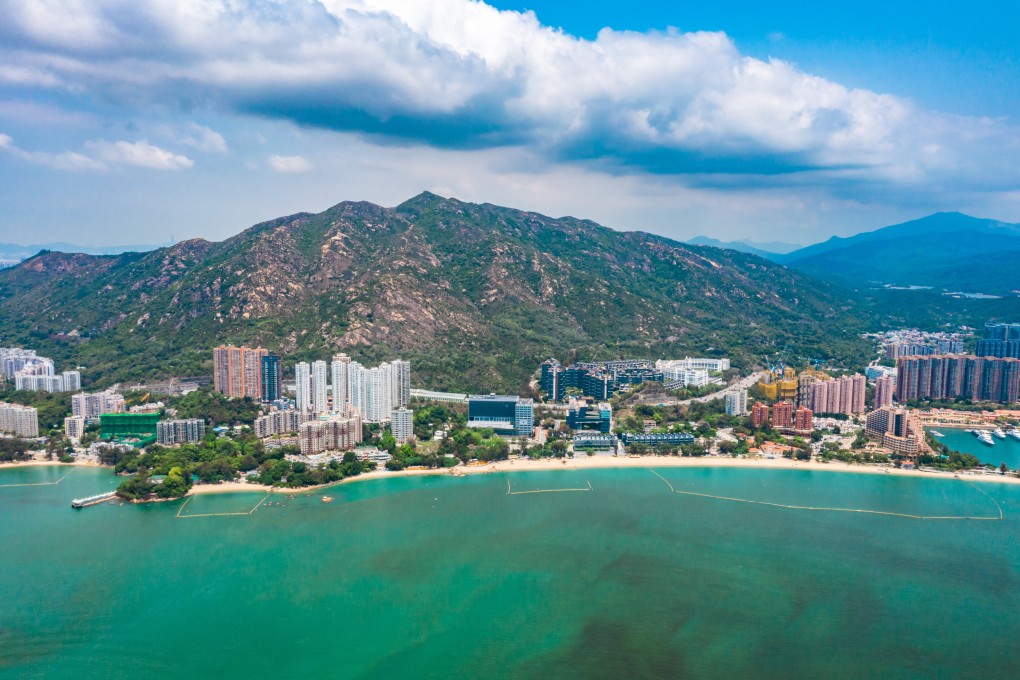 Police received a report at 11.03am about a man who had collapsed near Kau Keng Shan, Tuen Mun. Photo: Getty Images
