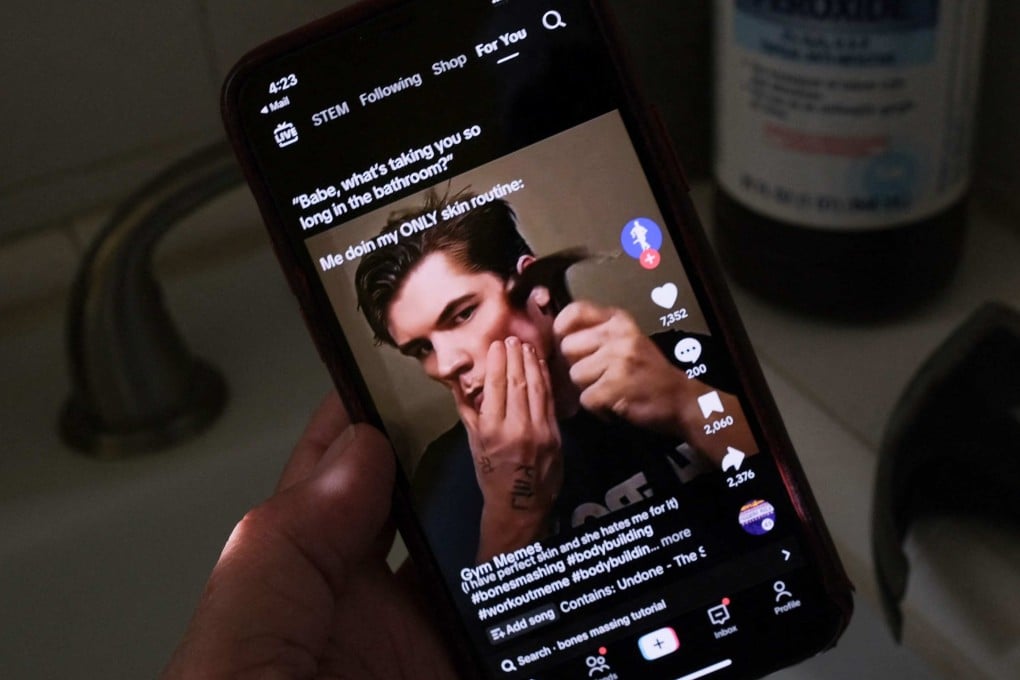 A video of a TikTok influencer shows him hitting his cheekbones with a hammer, as part of “looksmaxxing”, a popular trend that promotes unproven techniques to boost sexual appeal. Photo: AFP
